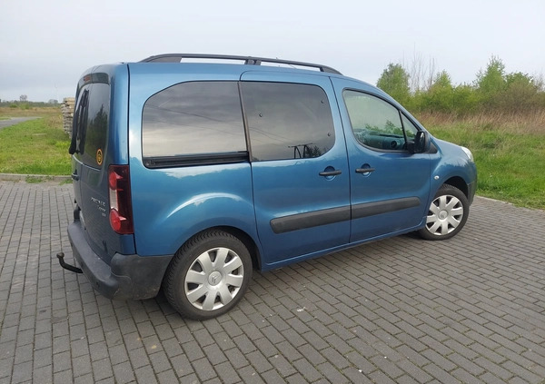 Peugeot Partner cena 23900 przebieg: 247000, rok produkcji 2013 z Dębno małe 67